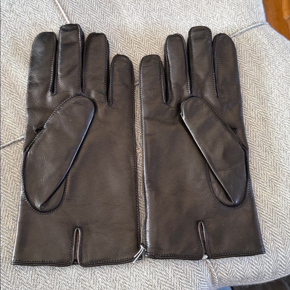 Portolano Vented Cashmere Lined Black Leather Gloves